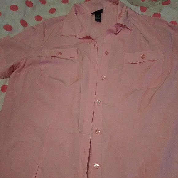 Maggie Barnes Tops - 2/$25  1X light pink silky short sleeve